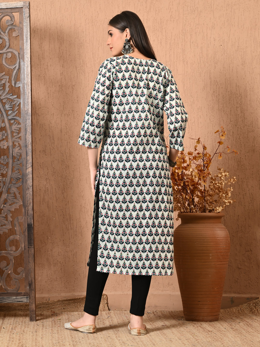 White Floral Print V-neck Cotton Kurta