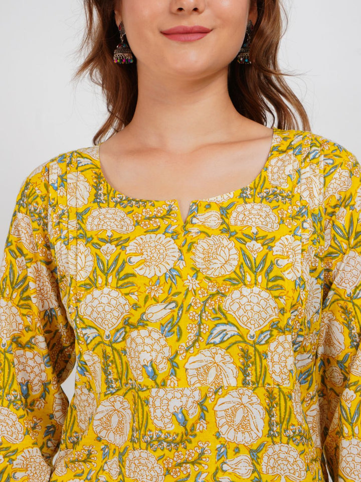 Yellow Floral Print Straight Kurta