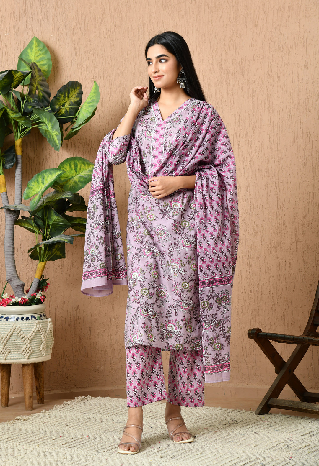 Pink Floral V-Neck Kurta Sets