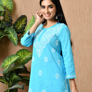 Blue Hadloom Chikankari Kurti