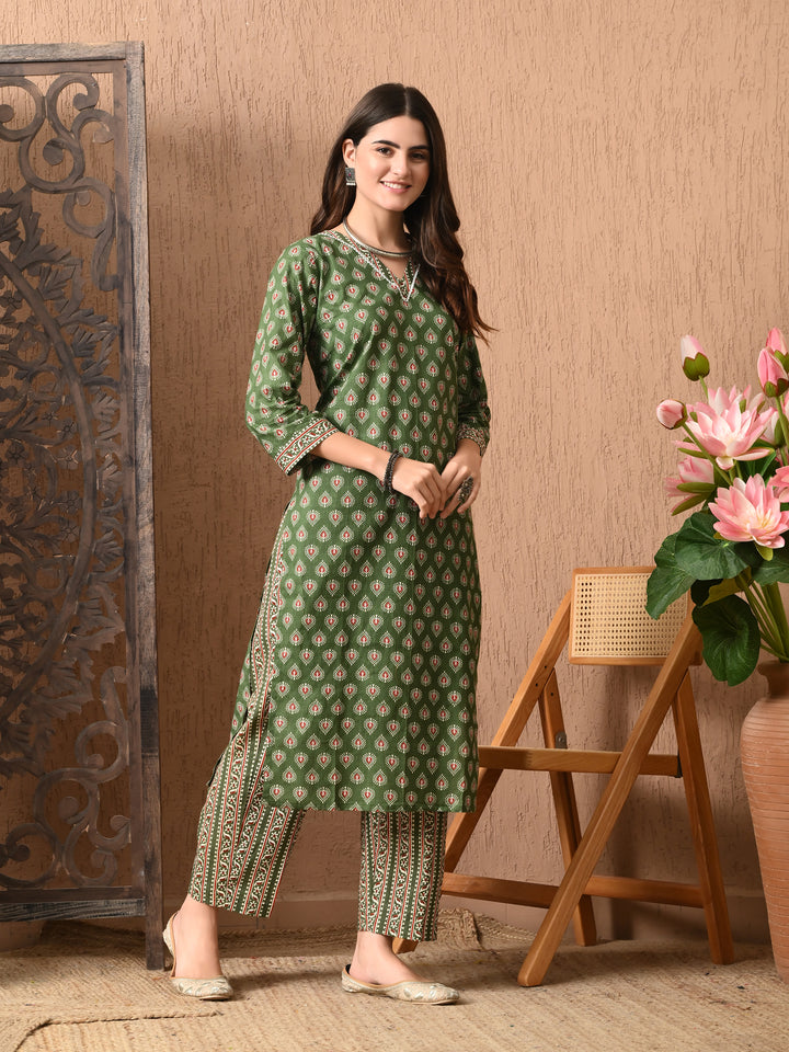 Green Floral V-Neck Kurta Sets