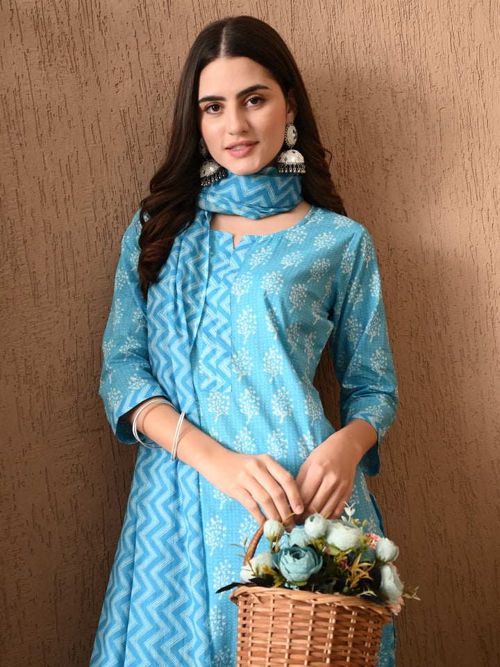 Blue Floral Round Neck Kurta Sets