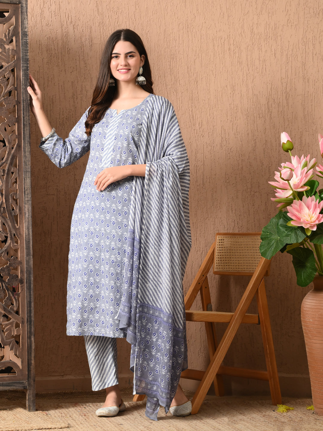 Grey Floral Round Neck Kurta Sets