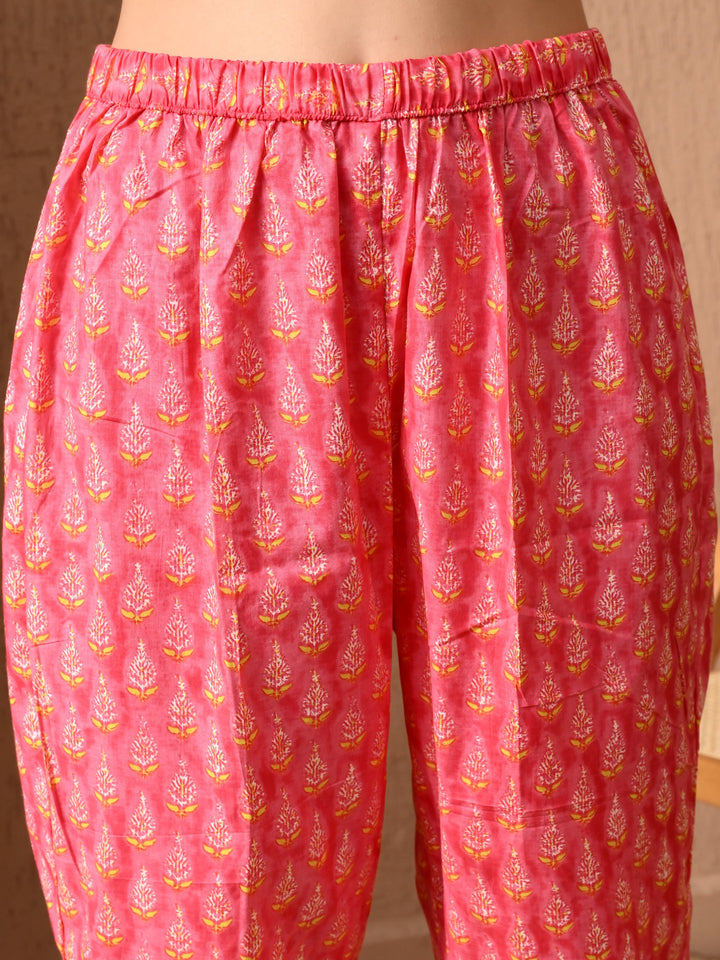 Pink Floral Round Neck Kurta Sets
