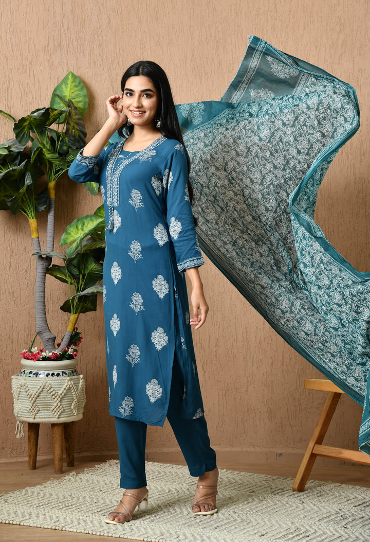 Teal Floral Round Neck Kurta Sets