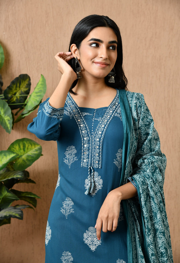 Teal Floral Round Neck Kurta Sets