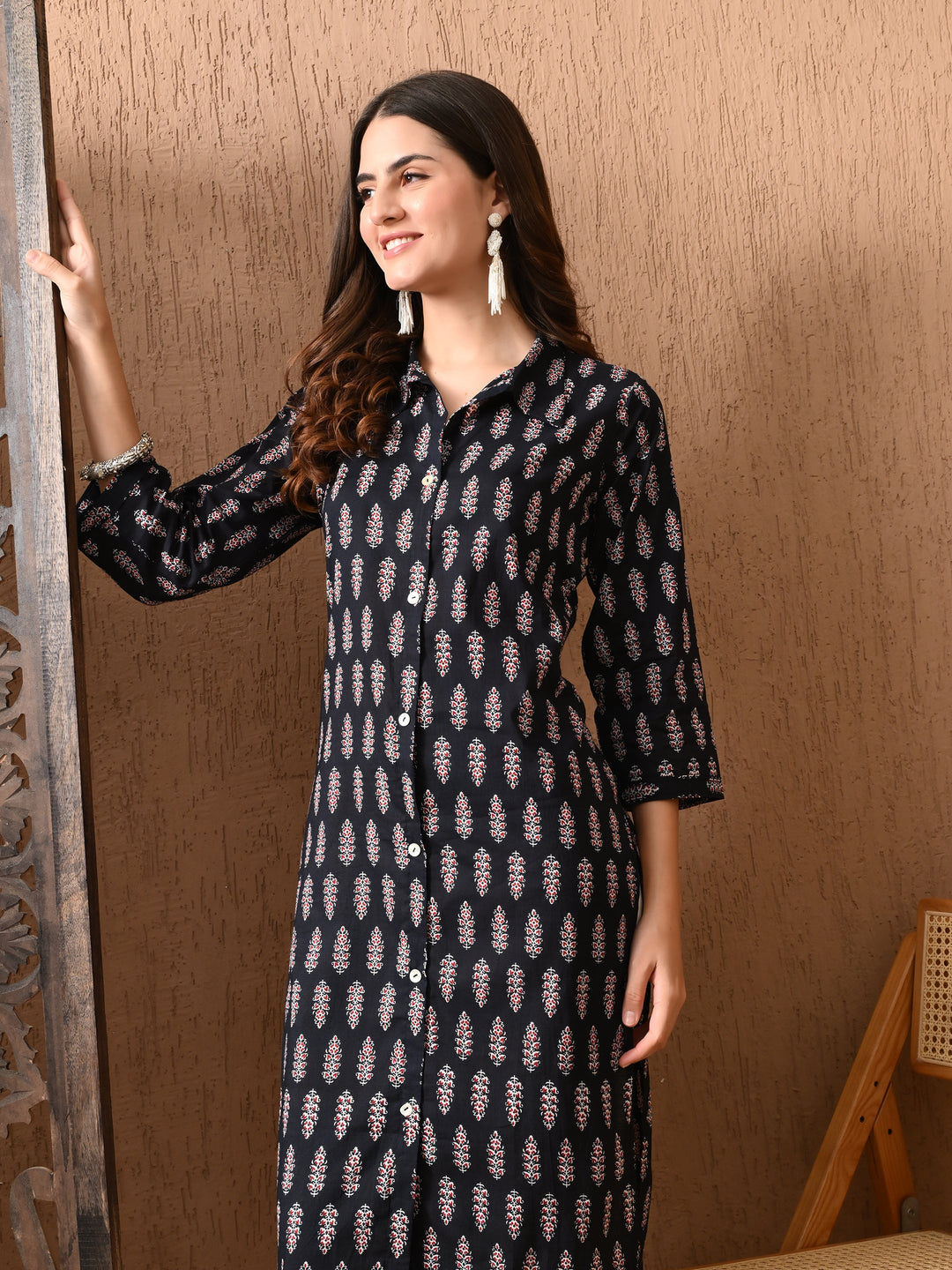 Black Printed Collared Neck Kurta