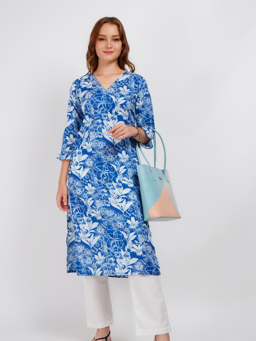 Blue Printed Ruffeled Sleeve Straight Kurta