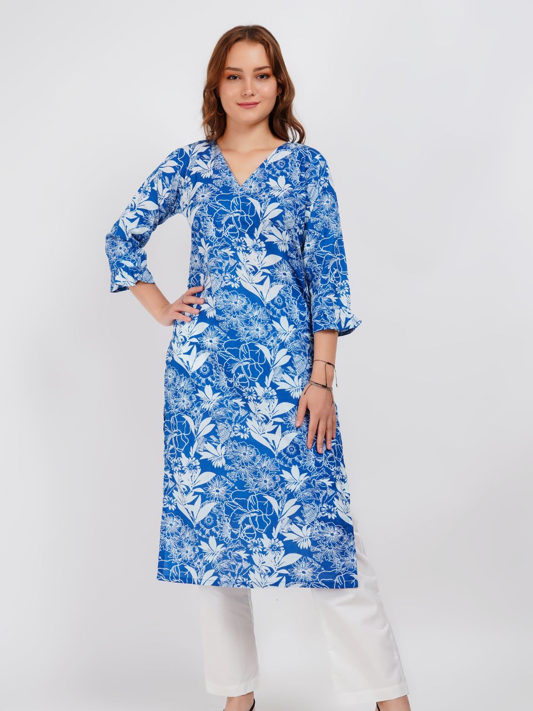 Blue Printed Ruffeled Sleeve Straight Kurta